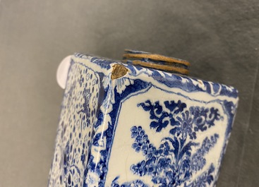 A rectangular Dutch Delft blue and white tea caddy with floral design, late 17th C.